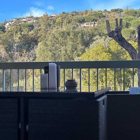 Appartement Residence Santa Barbara Avec Piscine Et A 750M De La Plage 카발레르쉬르메르 외부 사진